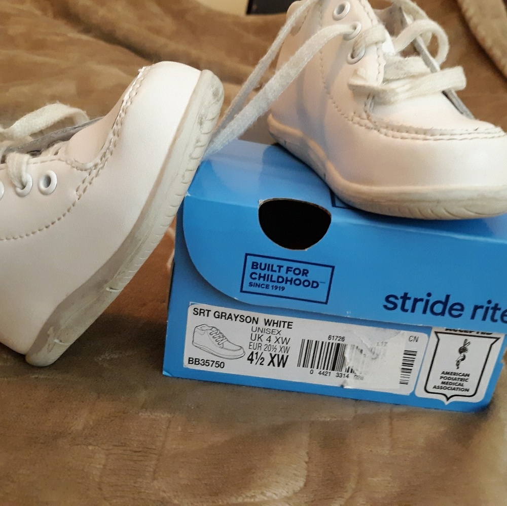 Stride Rite walking shoes 4.5 XW (extra wide)